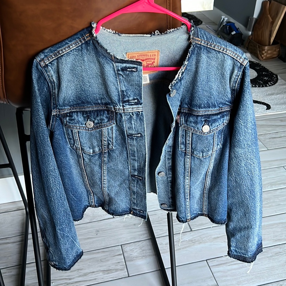 Levi’s denim cropped jacket